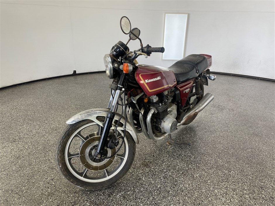 <p>1980 Kawasaki Z1000 Motorcycle</p>