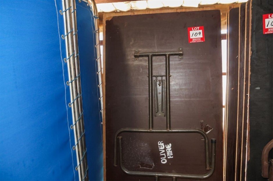 Party/Event Poly Folding Tables