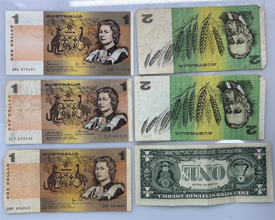 Varied lot of Circulated Vintage Banknotes Classic Australian $1 & $2