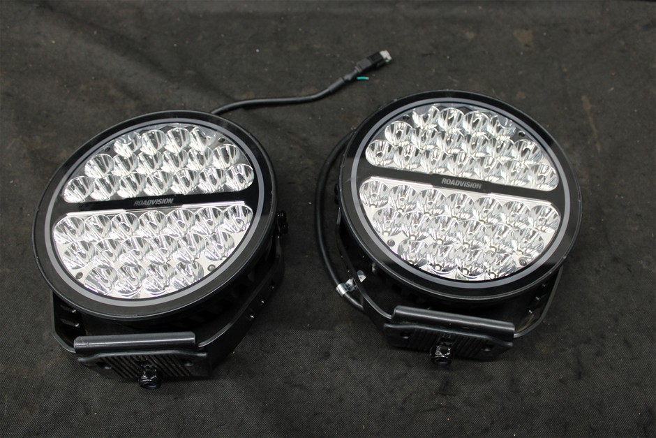 2 x Roadvision Spotlights