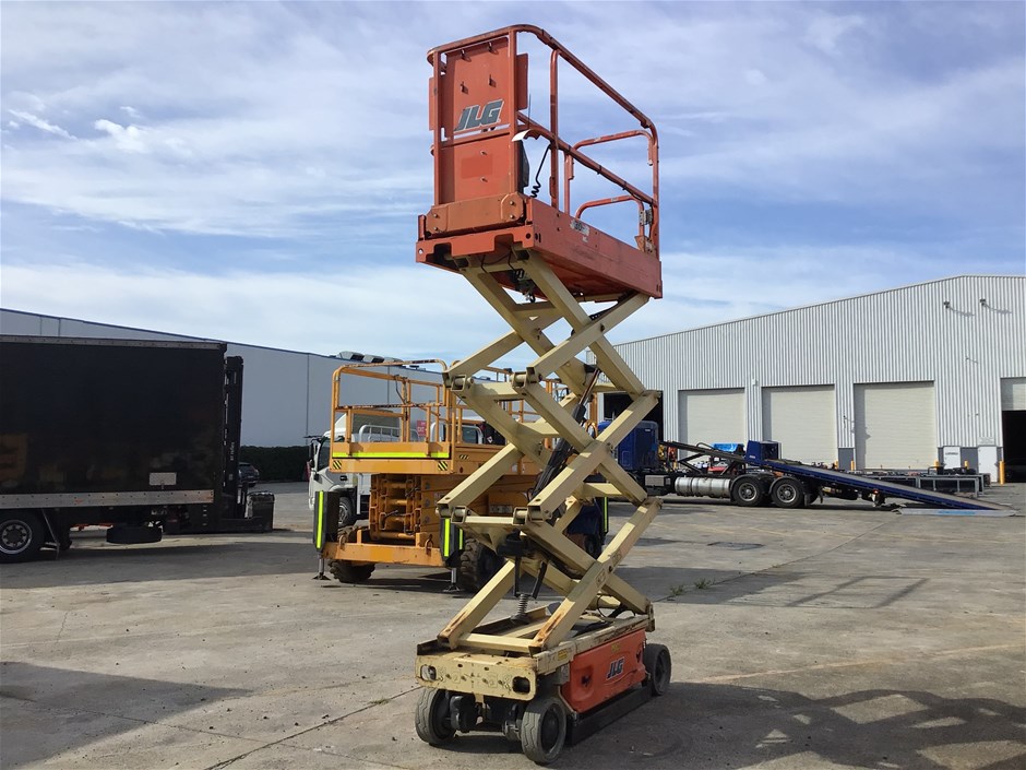 <p>2015 JLG 1930 ES Scissor Lift</p>