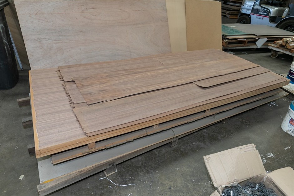 Walnut Veneer Sheets