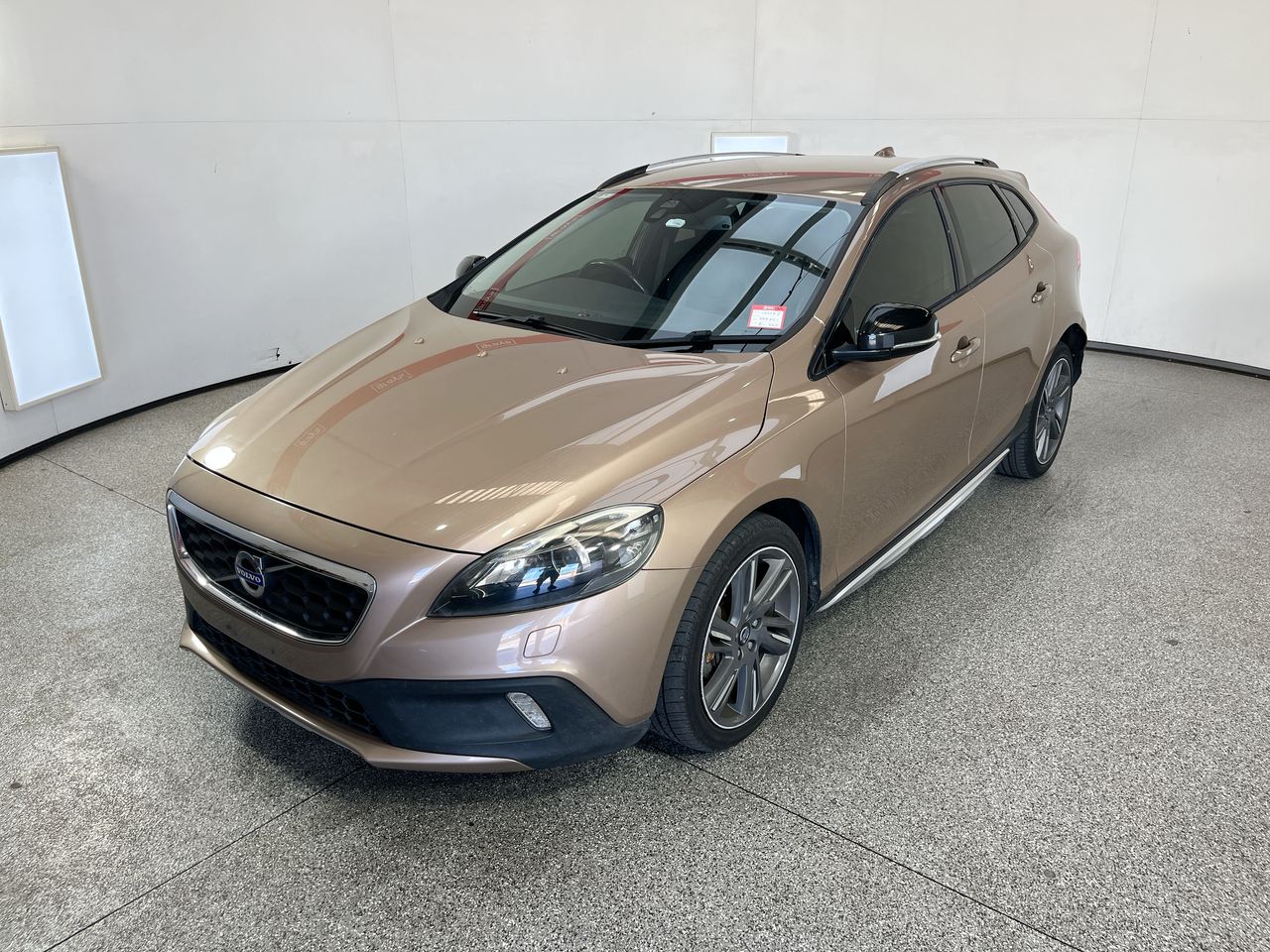 2014 Volvo V40 Cross Country D4 LUXURY Turbo Diesel Automatic Wagon