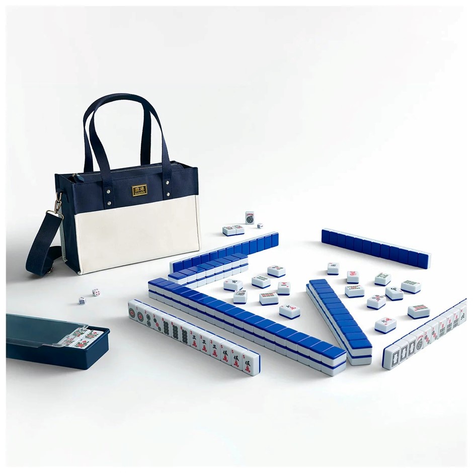 SIGNATURE Mahjong Game w/ Canvas Tote. NB: Has been used, Not in original p