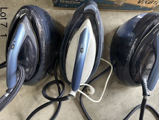 Phyllips Steam station Iron x3 (retail return)