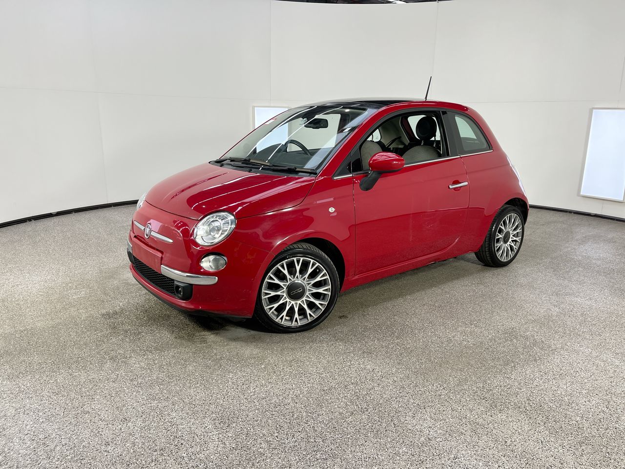 2013 Fiat 500 LOUNGE Automatic Hatchback