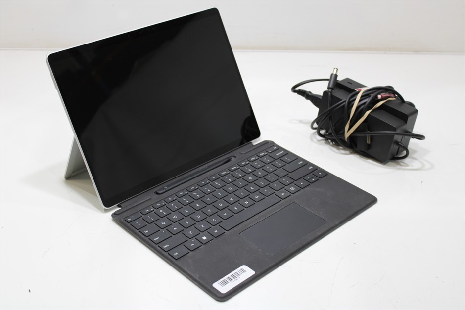 MICROSOFT SURFACE PRO 8