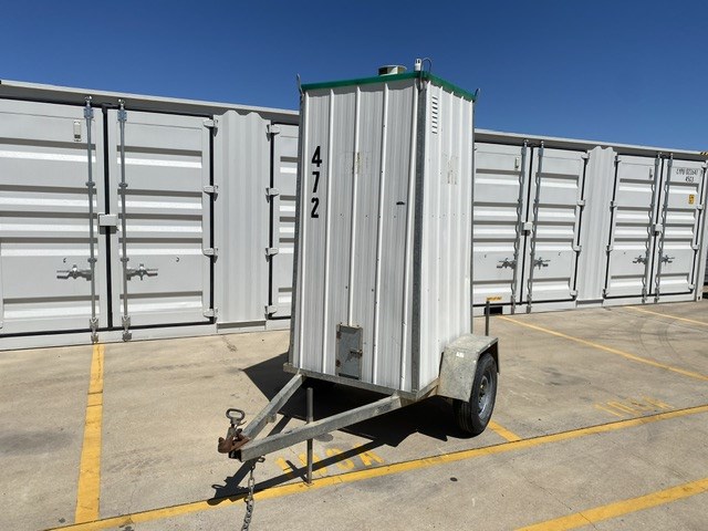 <p>2012 Chem Loo Trailer Mounted Toilet</p>
