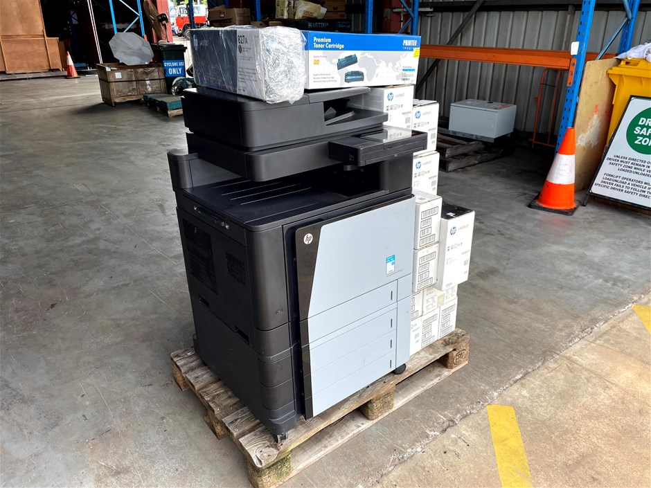 Unreserved Warehouse Clearance