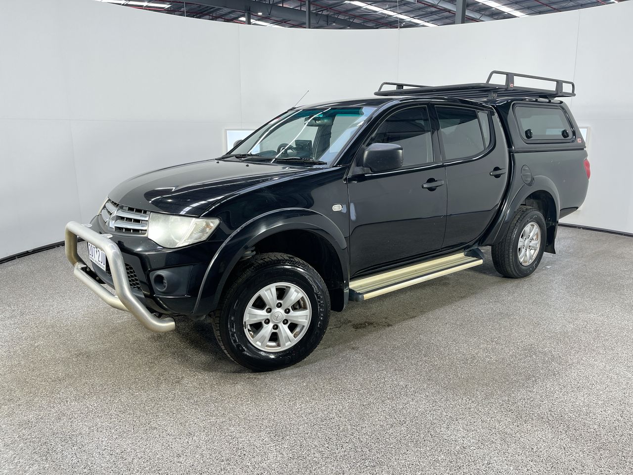 2015 Mitsubishi Triton 4X4 GLX MN Turbo Diesel Automatic Dual Cab