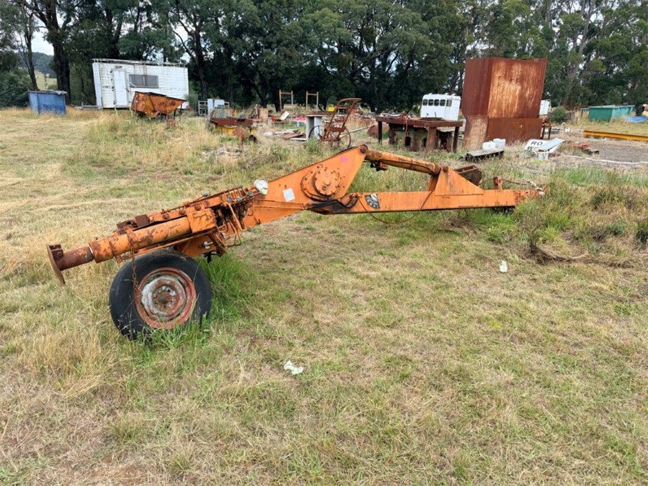 Boom Arm with Out Riggers