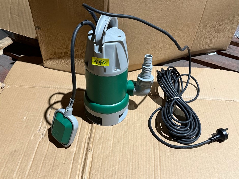 Submersible Water Pump. 750W x 1 Unit Brand new,