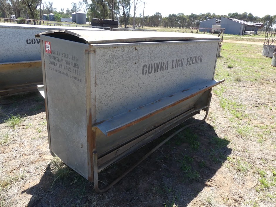 <B>Cowra Lick Feeder Feeder Bin</B>