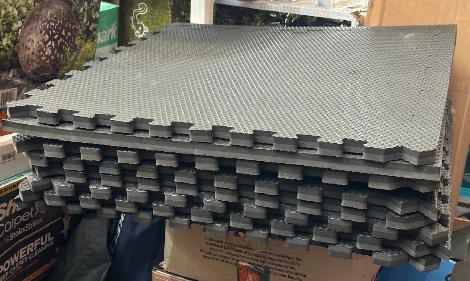 EVA stall mats, approx 70 cm, 8 tiles