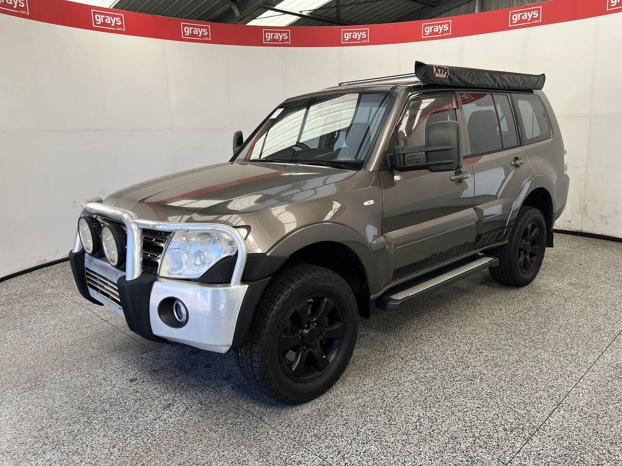 2009 Mitsubishi Pajero GLS NT Turbo Diesel Manual 7 Seats Wagon