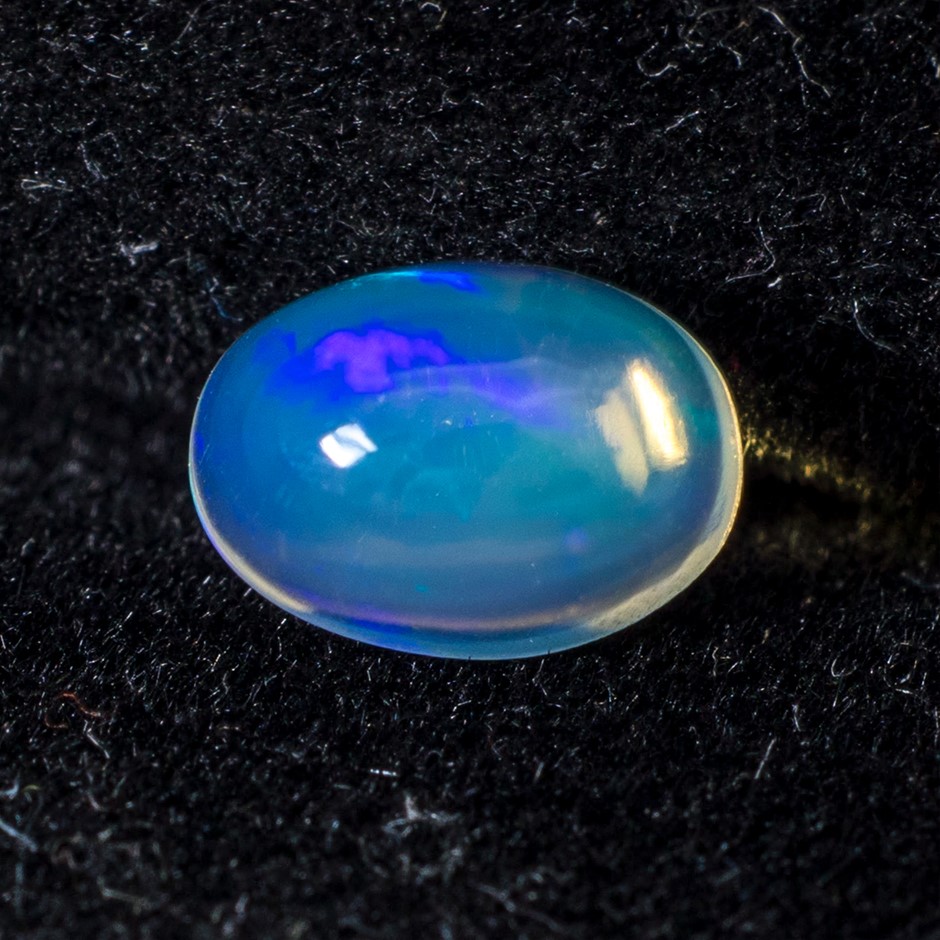 0.61ct Natural Opal