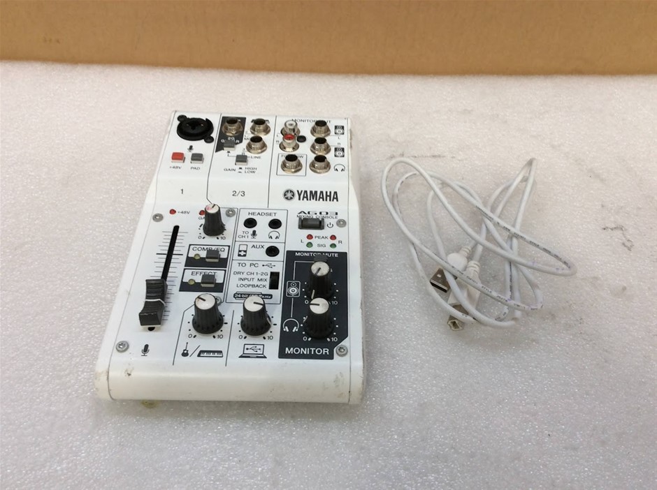 Yamaha AG03 USB Mixing Console