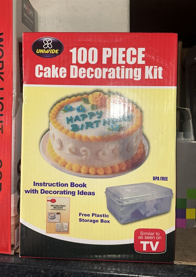 100 Piece Cake Decorating Kit
