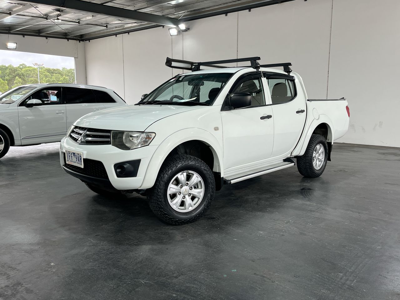 2015 Mitsubishi Triton 4X4 GLX MN TD MT Dual Cab