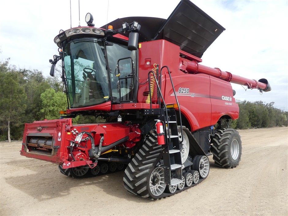 2022 Case 8250 Combine Harvester