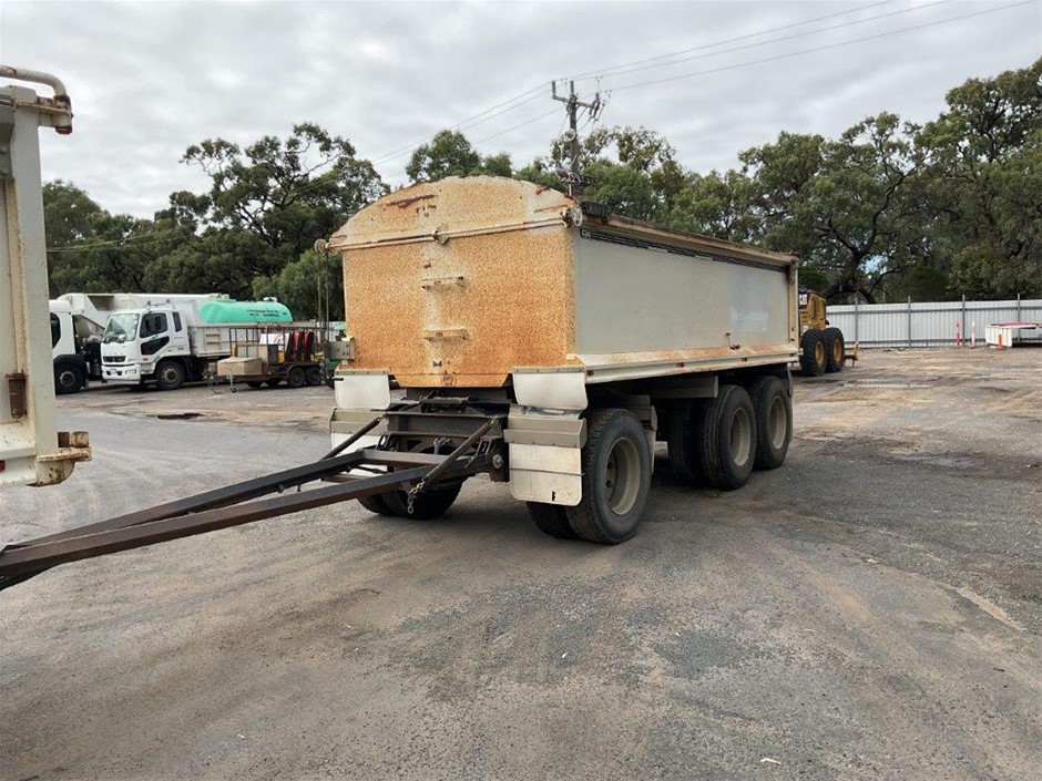 2012 CBB Tipper Triaxle Dog