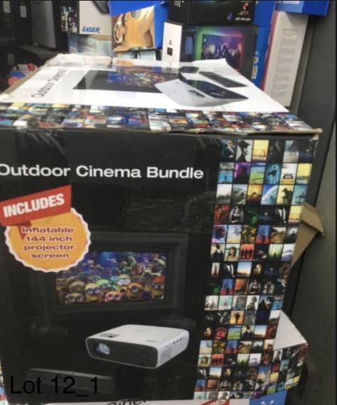 Outdoor cinema bundle projector