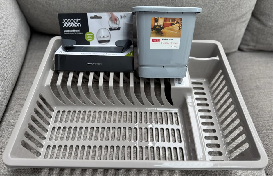 KITCHEN BUNDLE: HomeLeisure Cutlery Drainer + JOSEPH JOSEPH 4 in-Cupboard P