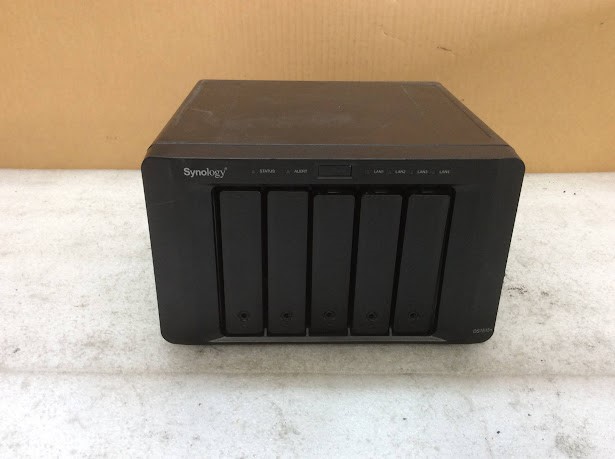 Synology DiskStation DS1515+ NAS Unit