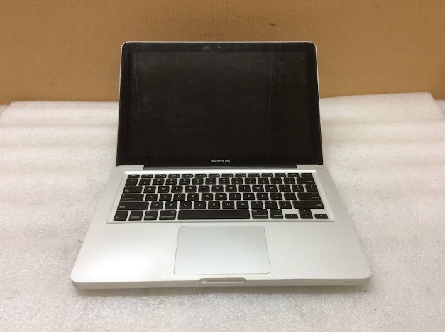 Apple MacBook Pro (A1278) (EMC2419) Laptop i5 2415M 4GBRAM/320GB Silver