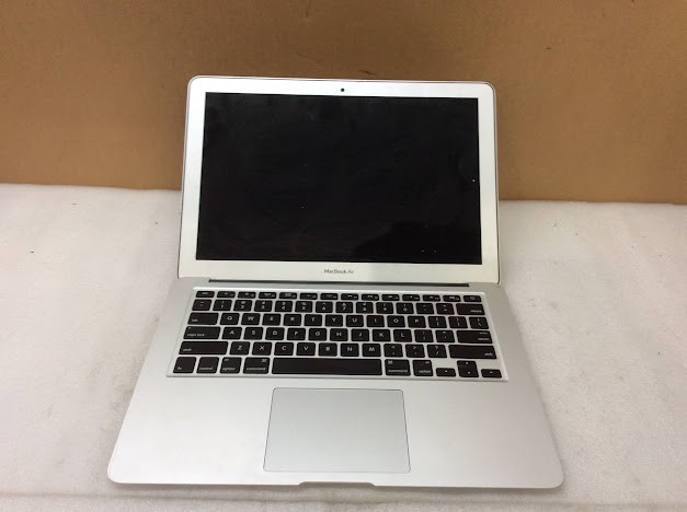 APPLE MACBOOK AIR (A1466)(EMC2925) Laptop I5-5250U 8GBRAM/128GB