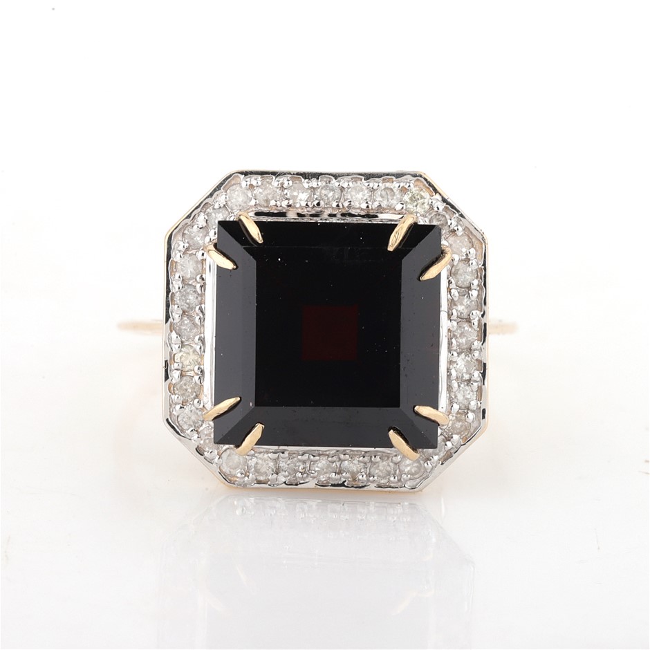 Yellow Gold Natural Garnet & Diamond Ring with Valuation