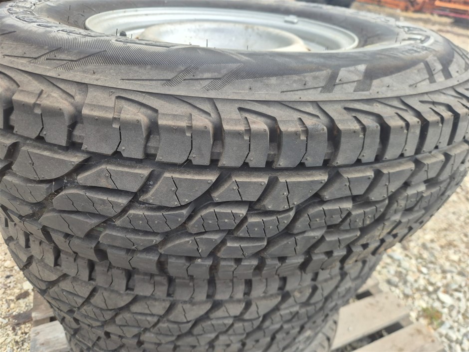 Unused 5 Stud Wheels & Tyres to suit Land Cruiser