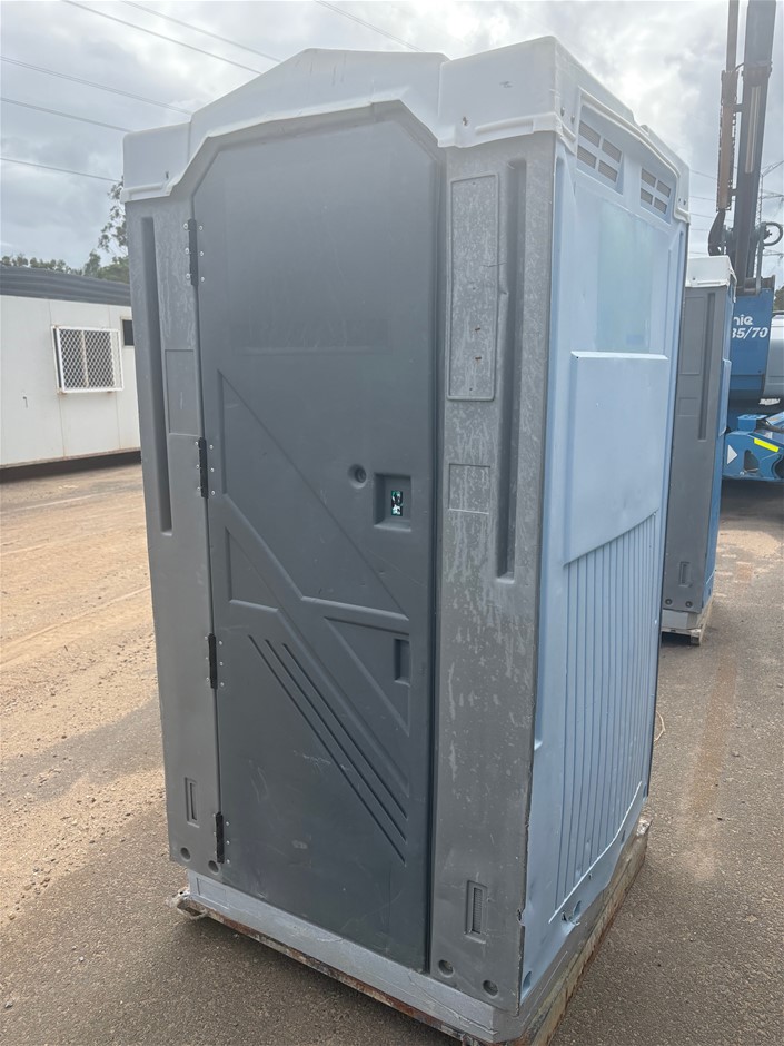 Portable Toilet - Fresh Water Flush - Forest Lake