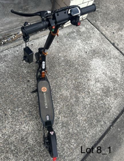 END OF LEASE AUCTION: Electric Scooter with charger