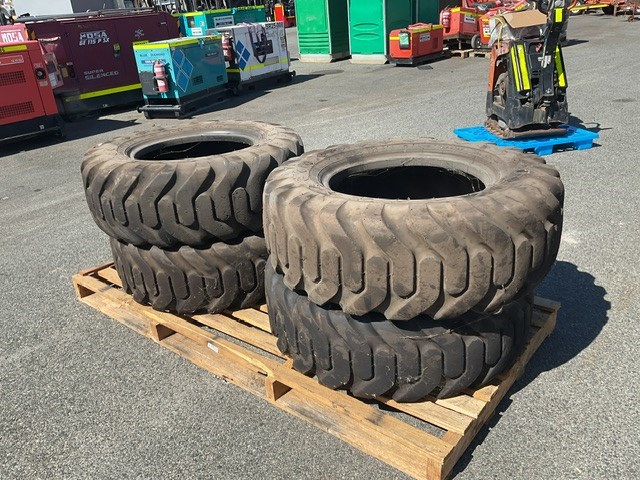 15.5-25 Tyres x 4