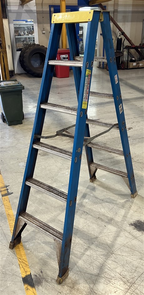 Bailey  Ladder Fibreglass  6' - Kalgoorlie