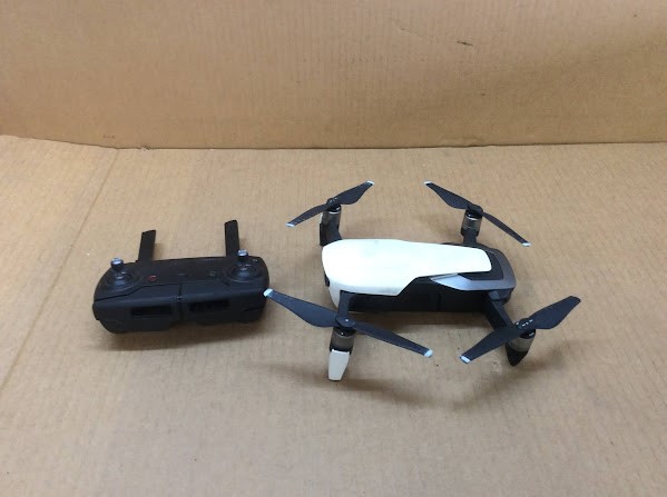 DJI Mavic Air Drone and S01A Remote Controller