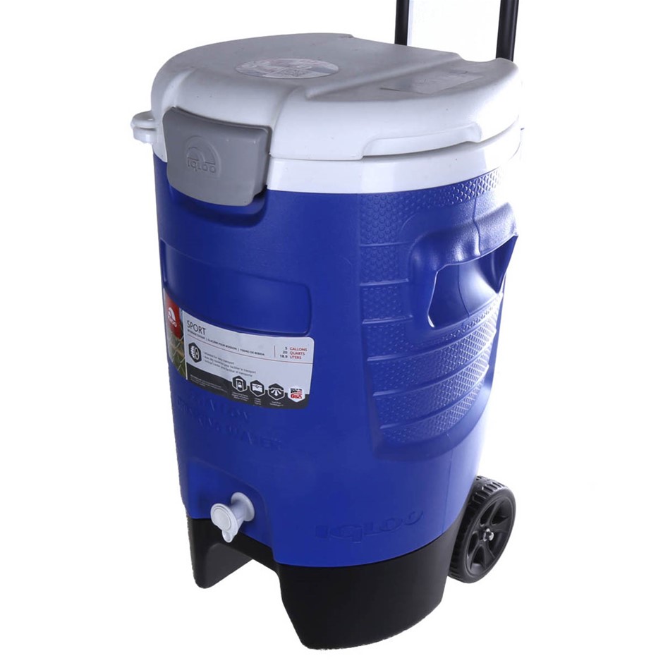 IGLOO 18.9L Sport Roller Beverage Cooler with Telescopic Handle. NB: Used,