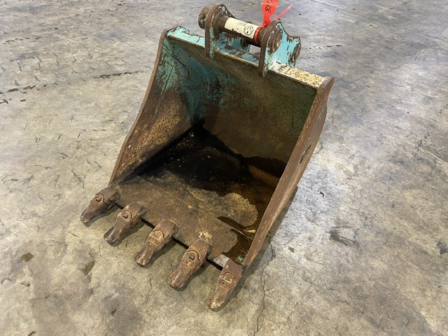 <p>ECH GP Excavator Bucket </p>