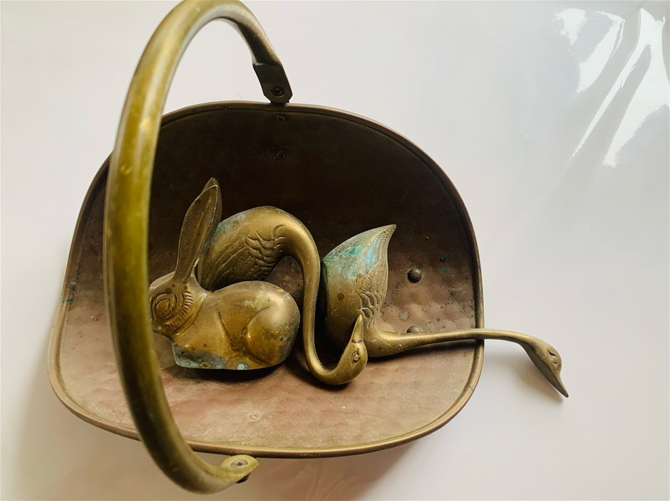 Lot of vintage copper / brass items