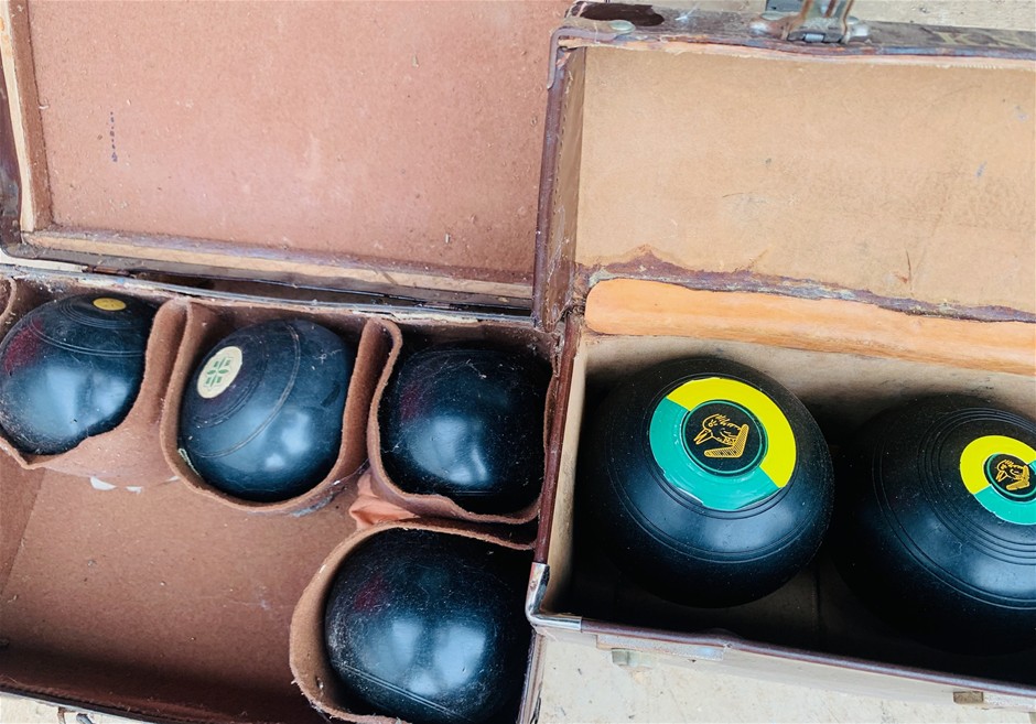 Lot of vintage bowls sets