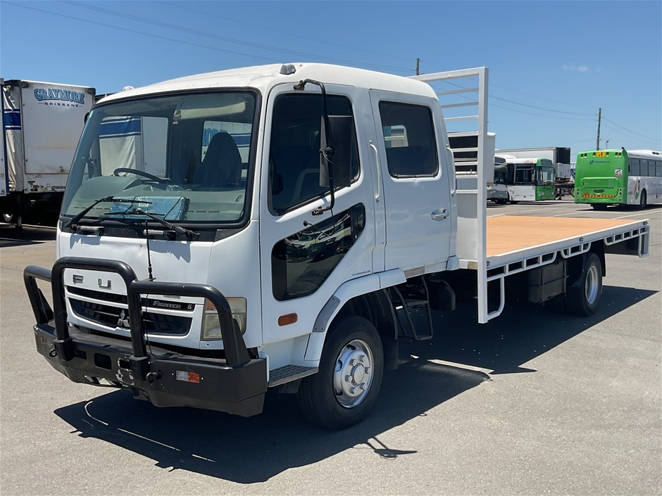 2010 FK  4 x 2 Tray Body Truck