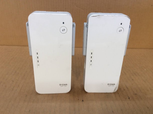 D-Link DAP-1720 Wi-Fi Range Extenders (Lot of 2)