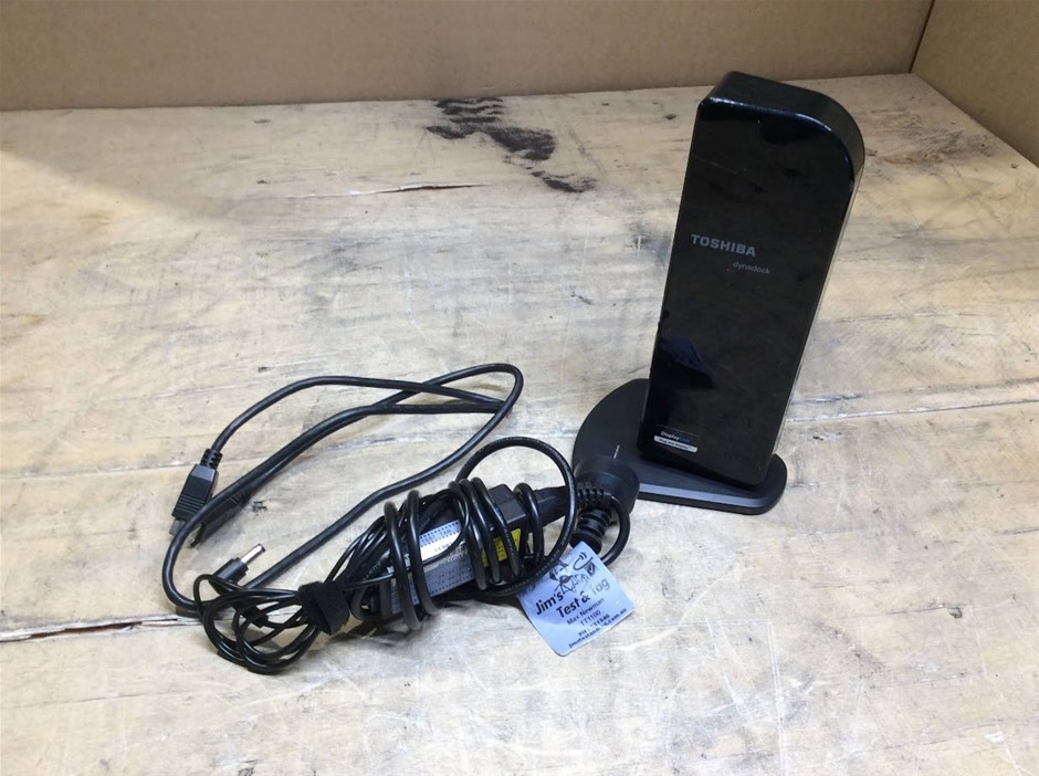 Toshiba Dynadock USB Docking Station With Power Adapter