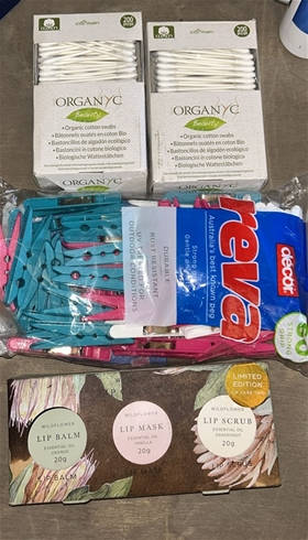 4x Assorted Products