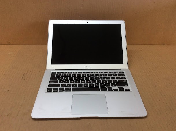 Apple MacBook Air (A1466) (EMC3178) Laptop i5 5350U 8GBRAM/128GB