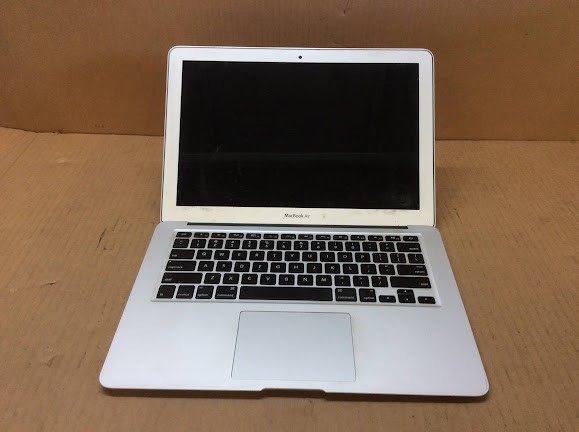 Apple MacBook Air(A1466)(EMC2632) Laptop i5-4260U 4GBRAM/128GB