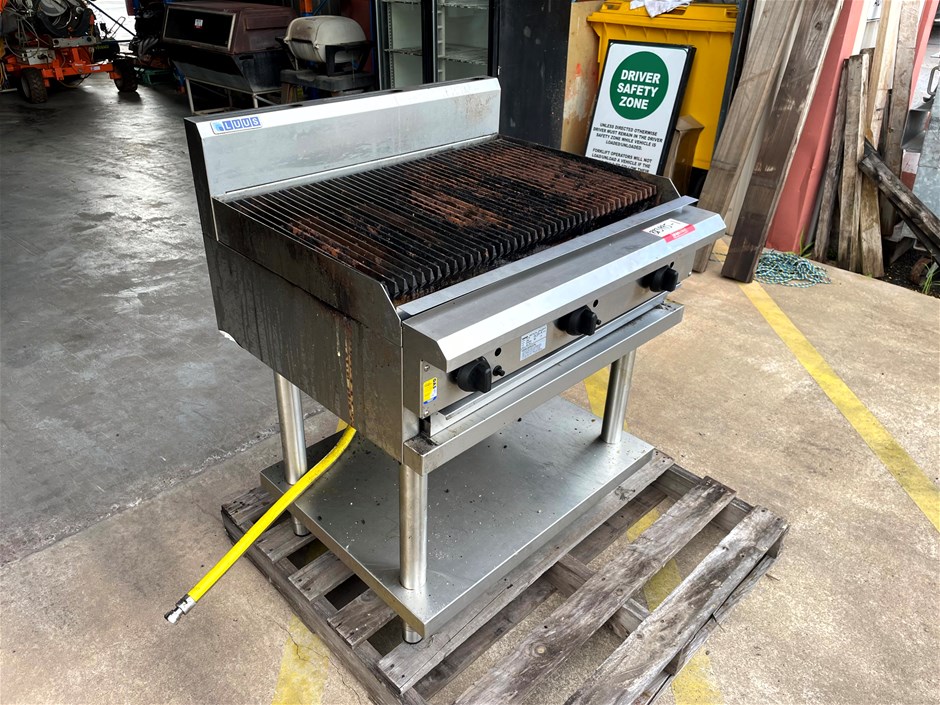 <p>Luus CS-9C Char grill </p>