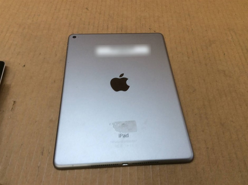 Apple iPad Air 2 (A1566) 32GB Tablet
