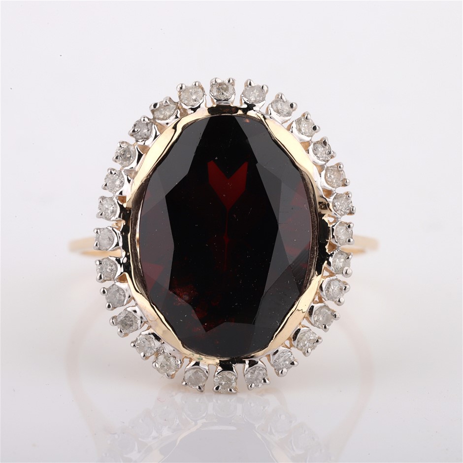 Yellow Gold Natural Garnet & Diamond Ring with Valuation